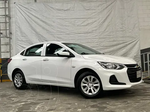Chevrolet Onix LS Aut usado (2022) color Blanco precio $199,900