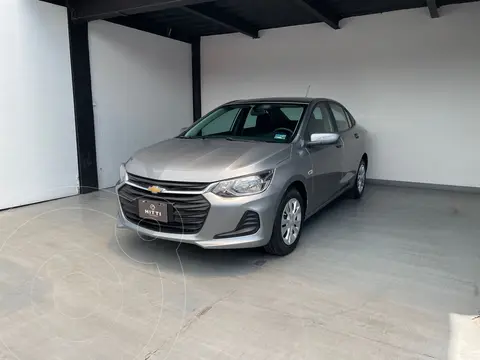 Chevrolet Onix LS Aut usado (2023) color Gris precio $239,000