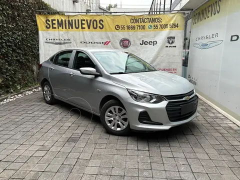 Chevrolet Onix LS Aut usado (2022) color plateado precio $220,000