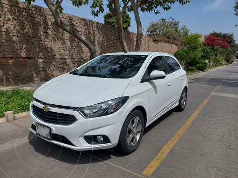 Chevrolet Onix 1.4L LTZ Aut usado (2018) color Blanco precio u$s12,000
