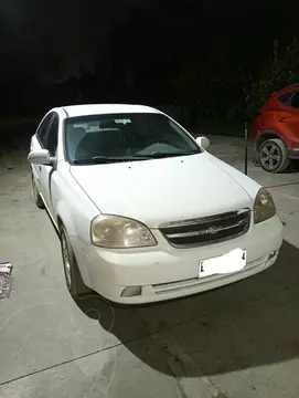 Chevrolet Optra 1.6 LS usado (2011) color Blanco precio $3.200.000