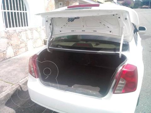 foto Chevrolet Optra Advance 1.8L usado (2011) color Blanco precio u$s2.750