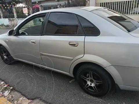 Chevrolet Optra Design usado (2005) color Plata precio u$s5.000
