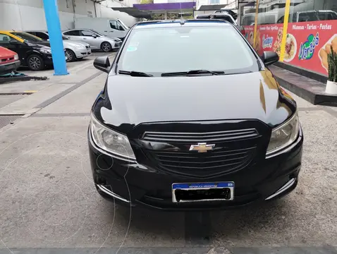 foto Chevrolet Prisma Joy LS usado (2017) color Negro precio $1.750.000