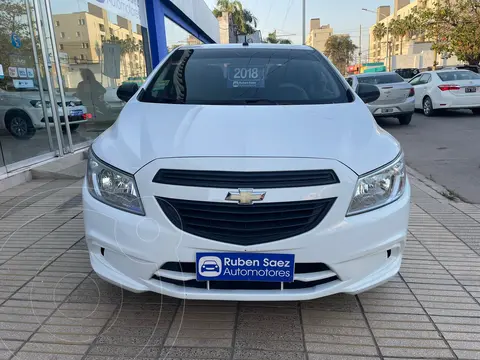 Chevrolet Prisma Joy LS + usado (2018) color Blanco precio $7.000.000