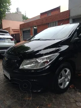 Chevrolet Prisma Joy LS usado (2018) color Negro precio u$s7.500