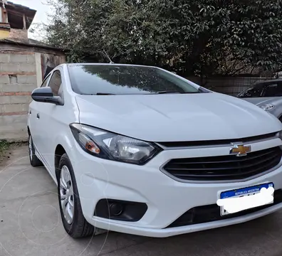 Chevrolet Prisma LT usado (2017) color Blanco Summit precio $14.500.000
