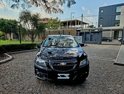 Chevrolet Prisma LTZ usado (2016) color Negro precio $2.680.000