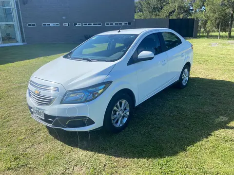 Chevrolet Prisma LTZ usado (2013) color Blanco precio $12.500.000