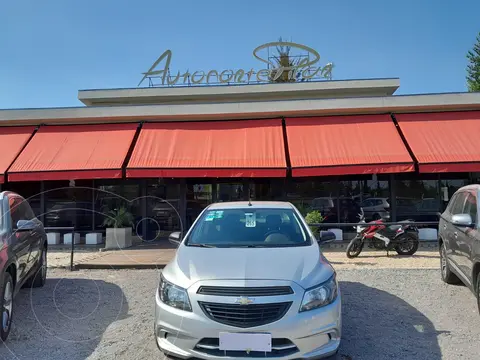 foto Chevrolet Prisma PRISMA 1.4 LS JOY L/17 usado (2019) color Gris precio $2.300.000