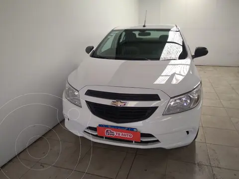 Chevrolet Prisma LT usado (2016) color Blanco Summit financiado en cuotas(anticipo $4.040.000 cuotas desde $126.250)