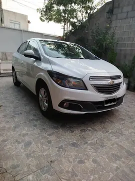 Chevrolet Prisma LTZ usado (2015) color Blanco precio $14.000.000