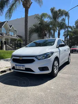 Chevrolet Prisma LT usado (2017) color Blanco precio u$s11.800