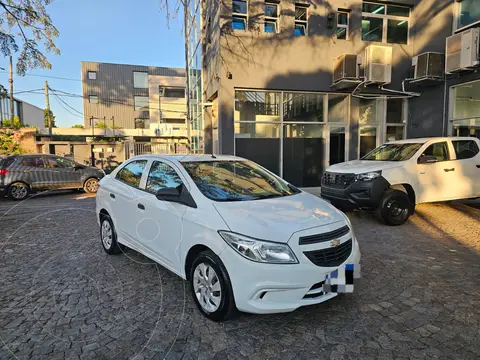 Chevrolet Prisma LT usado (2016) color Blanco Summit precio $13.488.000