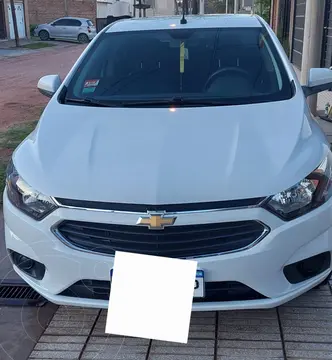 Chevrolet Prisma LT usado (2018) color Blanco precio $14.500.000