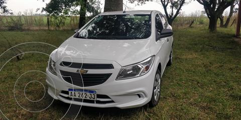 Chevrolet Prisma LT usado (2016) color Blanco precio $1.880.000