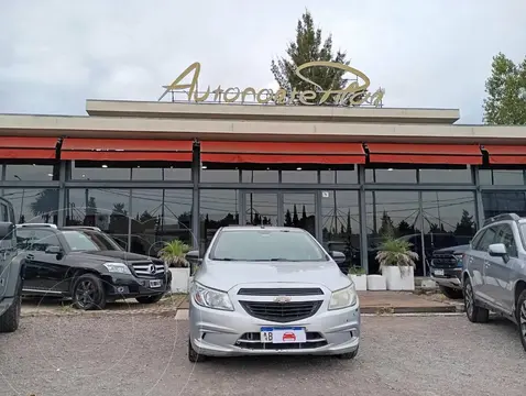 Chevrolet Prisma LS usado (2017) color Gris precio $13.900.000