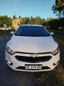 Chevrolet Prisma LTZ usado (2018) color Blanco precio $17.500.000