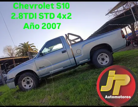 Chevrolet S 10 DLX 2.8 4x2 CS usado (2007) color Gris precio $10.000.000