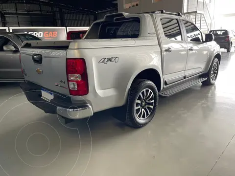 Chevrolet S 10 High Country 2.8 4x4 CD usado (2019) color Gris precio $32.000.000