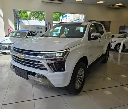 Chevrolet S 10 HC 2.8 4x4 CD Aut nuevo color Blanco Summit precio $72.000.000