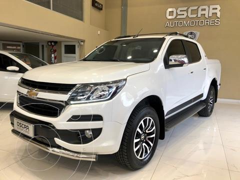 foto Chevrolet S 10 High Country 2.8 4x2 CD usado (2016) color Blanco Summit precio $2.890.000