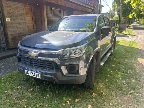 Chevrolet S 10 LS 2.8 4x4 CS usado (2024) color Negro financiado en cuotas(anticipo $5.000.000)
