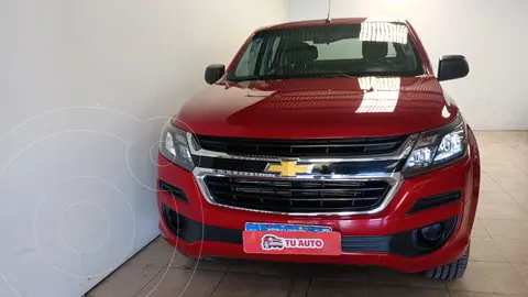 Chevrolet S 10 LS 2.8 4x2 CD usado (2019) color Rojo Chili financiado en cuotas(anticipo $11.000.000 cuotas desde $343.750)