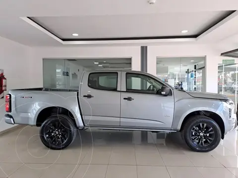 Chevrolet S 10 Work Truck 4x4 Aut nuevo color Gris Shark precio $47.000.200