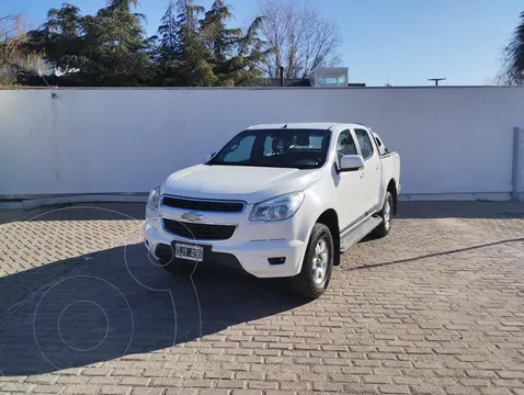 Chevrolet S 10 P-UP S10 2.8TD DC 4X2 LT      L/12 usado (2014) color Blanco precio $19.467.000