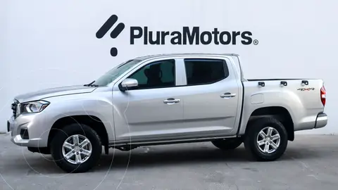 Chevrolet S10 MAX Doble Cabina usado (2025) color plateado financiado en mensualidades(enganche $131,780 mensualidades desde $11,228)