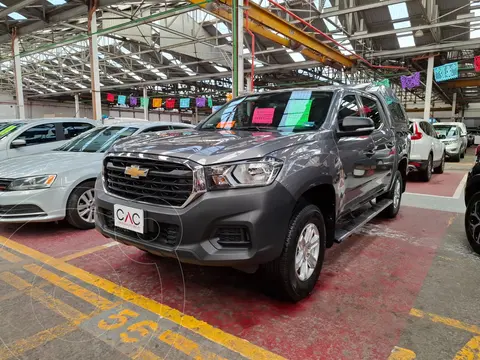 Chevrolet S10 MAX Doble Cabina usado (2025) color Gris Ceniza financiado en mensualidades(enganche $100,000 mensualidades desde $9,000)