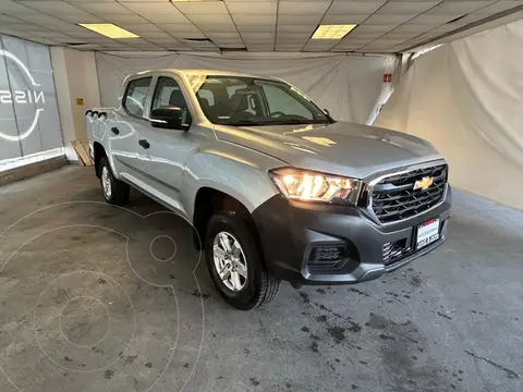 Chevrolet S10 MAX Doble Cabina Turbo 4x4 usado (2024) color plateado precio $399,800