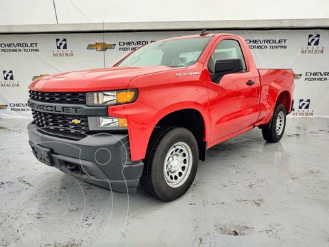 Chevrolet Silverado 1500 Cab Reg Paq B nuevo color Rojo precio $669,100