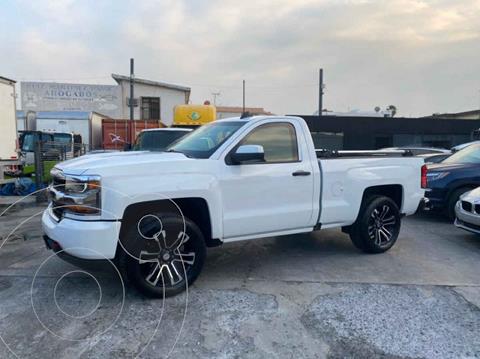 foto Chevrolet Silverado 1500 Versión usado (2017) color Blanco precio $1,389,800