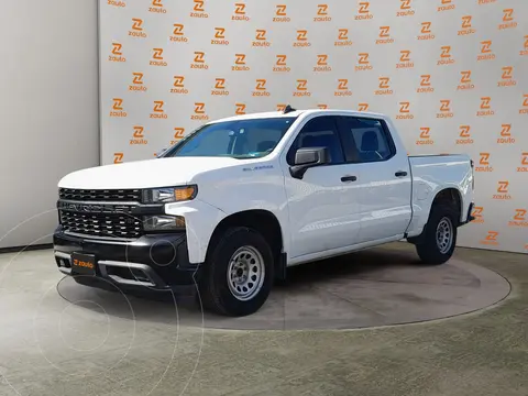 Chevrolet Silverado 1500 Cab Reg WT Aa Aut usado (2020) color Blanco financiado en mensualidades(enganche $113,300 mensualidades desde $13,620)