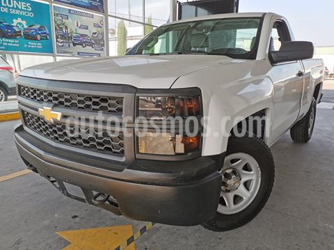 foto Chevrolet Silverado 1500 Cab Reg Paq A usado (2017) color Blanco precio $325,000
