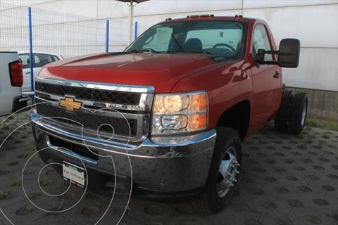 Chevrolet Silverado 3500 6.0 3500 CHASIS CABINA PAQ A V8 MT usado (2012) color Rojo precio $289,000