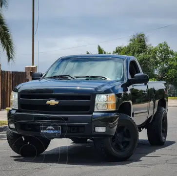 Chevrolet Silverado Cabina Doble 5.3 4x4 Aut usado (2010) color Negro precio $13.900.000