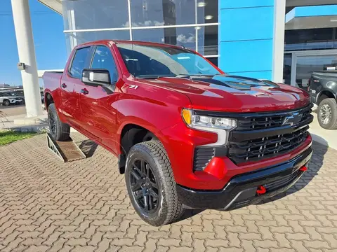 Chevrolet Silverado Z71 Trail Boss nuevo color Rojo precio $108.054.900