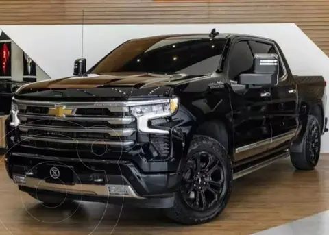 Chevrolet Silverado High Country nuevo color Negro precio $105.000.000