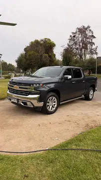 Chevrolet Silverado 5.3L LTZ 4x4 usado (2021) color Gris Metalico precio $29.900.000
