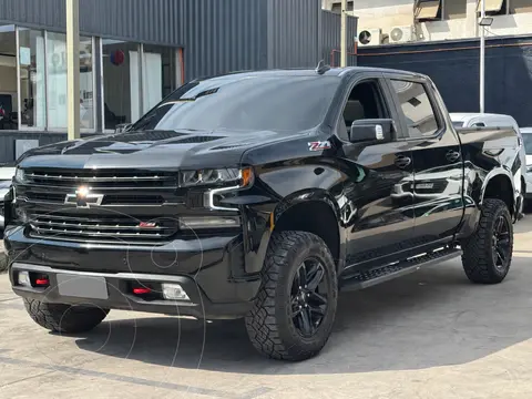 Chevrolet Silverado 5.3L LT Trailboss 4x4 usado (2021) color Negro precio $26.980.000