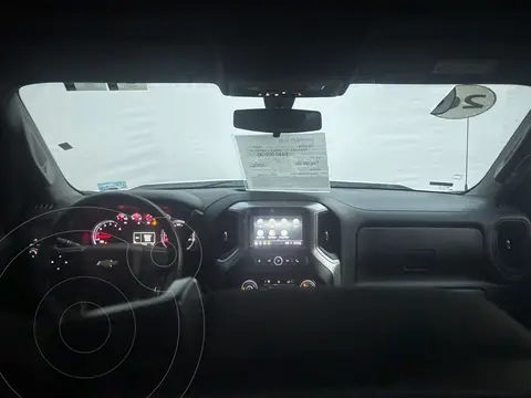 Chevrolet Silverado Cabina Regular 4X2 usado (2020) color Blanco precio $400,000