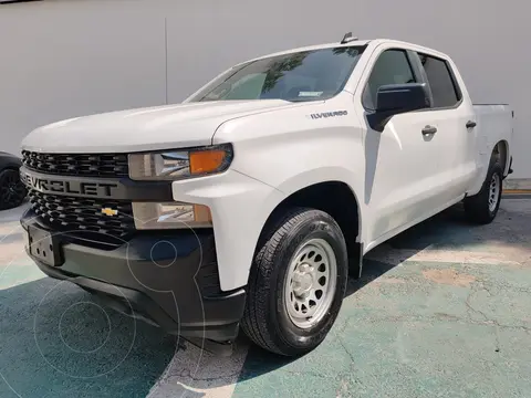 foto Chevrolet Silverado Doble Cabina 4X2 usado (2020) color Blanco precio $465,000