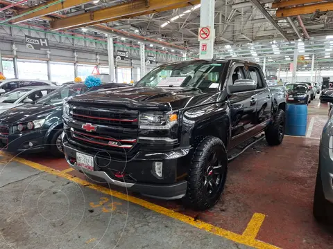 Chevrolet Silverado 4x4 Doble Cabina LS On Star usado (2017) color Negro precio $566,500