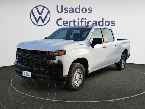 Chevrolet Silverado 4x4 Cab Reg LS usado (2020) color Blanco financiado en mensualidades(enganche $156,933 mensualidades desde $12,006)