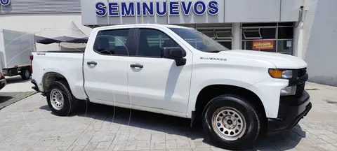 Chevrolet Silverado Doble Cabina 4X4 usado (2020) color Blanco financiado en mensualidades(enganche $115,665 mensualidades desde $12,008)