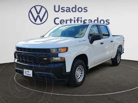 Chevrolet Silverado 4x2 Cab Ext LS V6 usado (2020) color Blanco financiado en mensualidades(enganche $144,670 mensualidades desde $11,067)