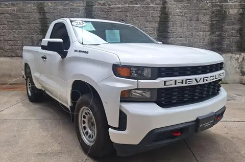 foto Chevrolet Silverado Cabina Regular 4X2 usado (2020) color Blanco precio $510,000